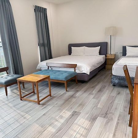 Here Homestay Zhongpu Экстерьер фото
